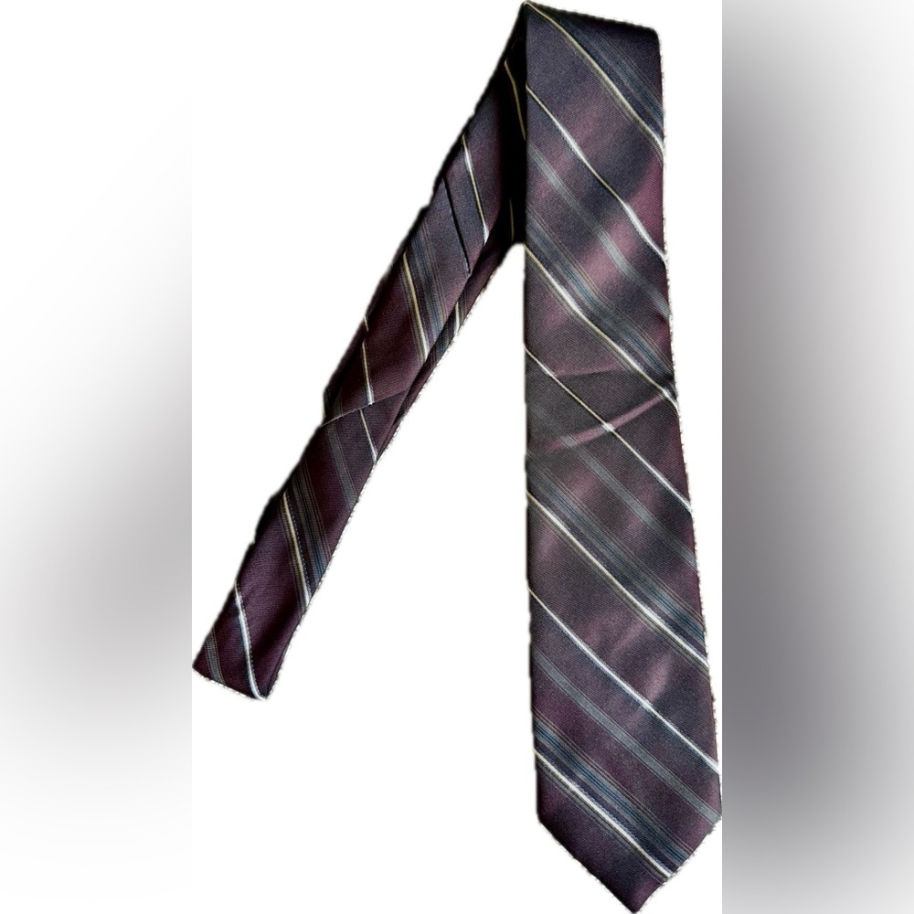 L.S. Ayers & Co Vintage Elegant Striped Tie in burgundy and Brown